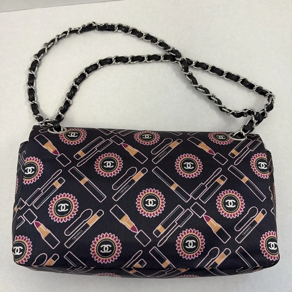 Chanel Lipstick Classic Flap bag